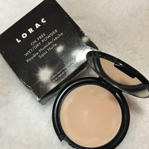 Lorac Wet/Dry powder BNIB WD2 Light